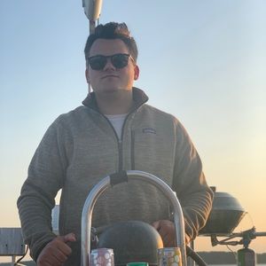 Meet your Posher, Brady